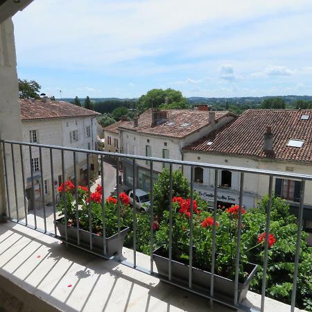 Apartment Bellevue Aubeterre-sur-Dronne Exterior foto