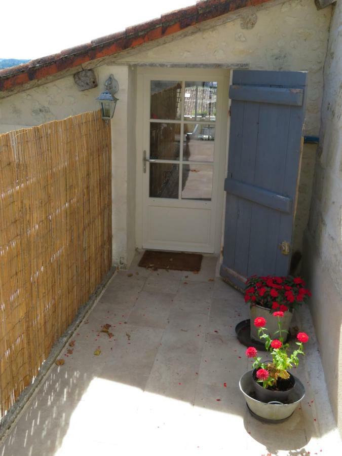 Apartment Bellevue Aubeterre-sur-Dronne Exterior foto
